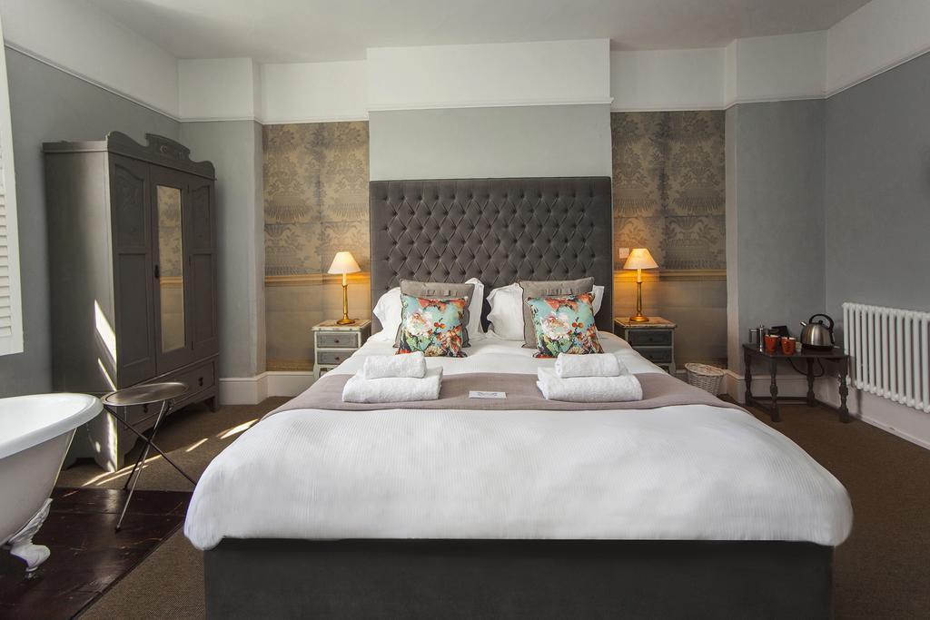 Hotel The Swan Wedmore Exterior foto
