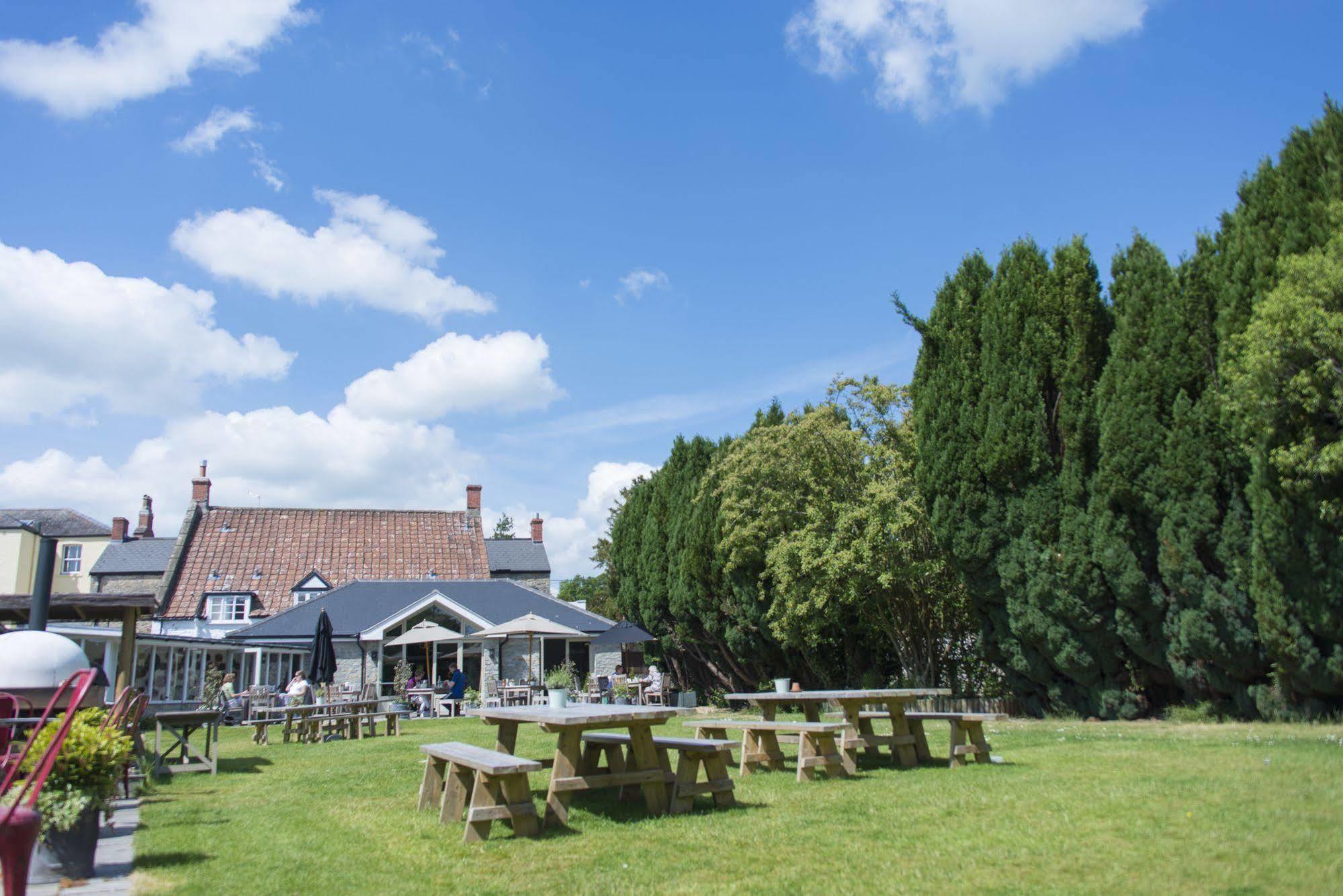 Hotel The Swan Wedmore Exterior foto
